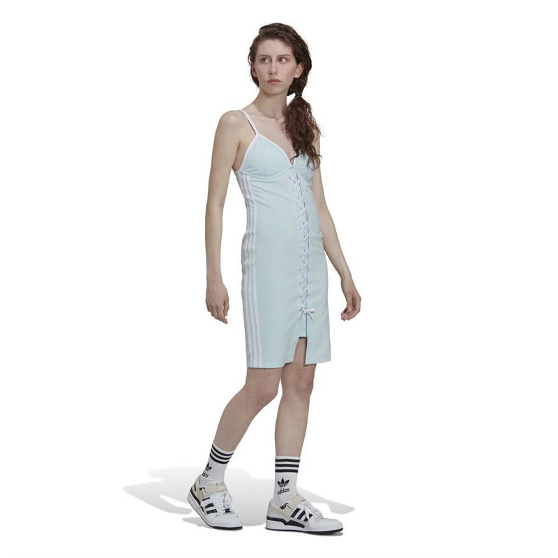 即完売品　未使用級　adidas originals EUROPA DRESS adidas Sportswear FUTURE ICONS THREE STRIPES DRESS - Sports